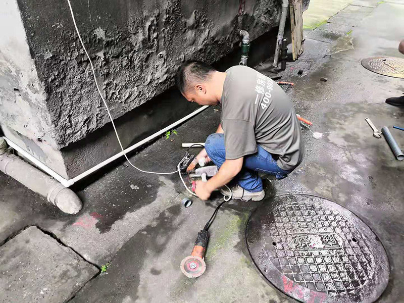 西安修水管工人整理的維修技巧，分享給大家看看，但不建議大家自己操作